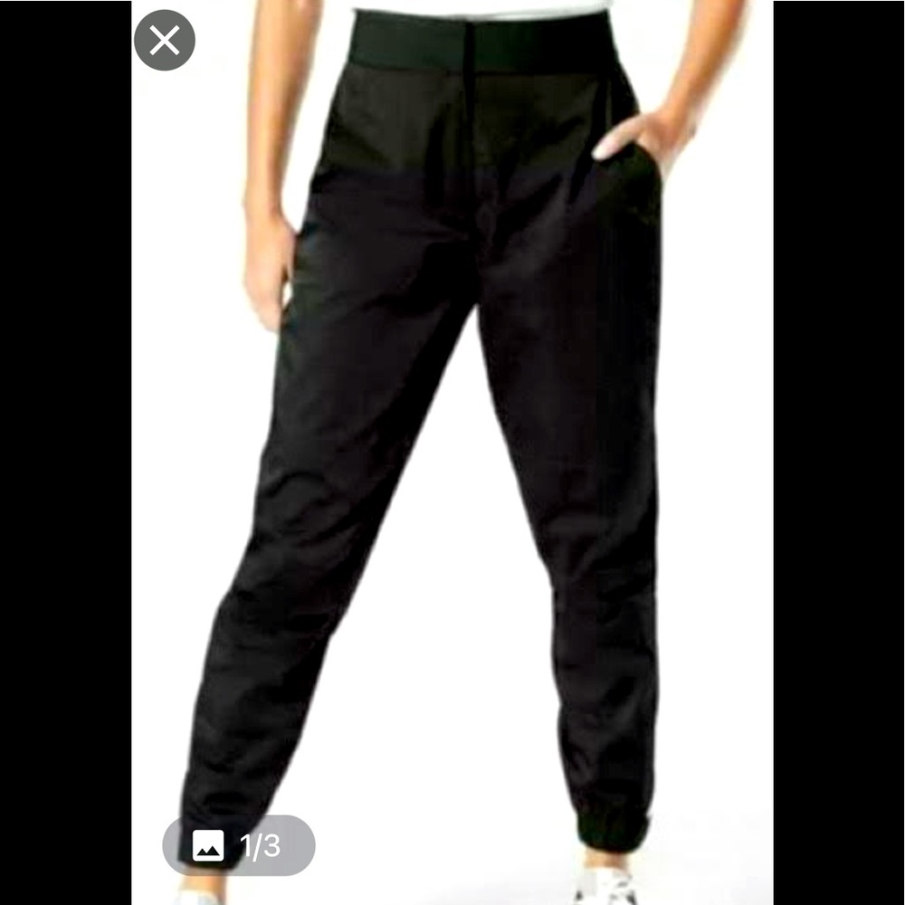 New Athleta Radiant Jogger w/tags
